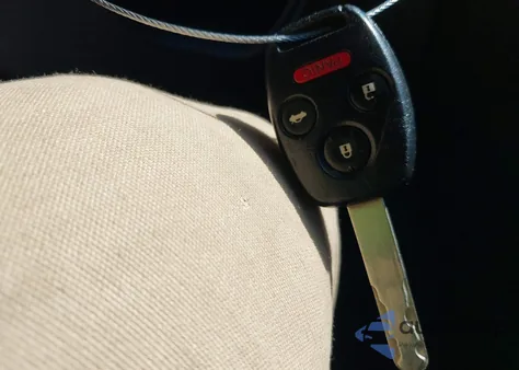 2009 Honda Accord 3.5 Ex-L из США, поврежденный, VIN 1HGCP36829A027622